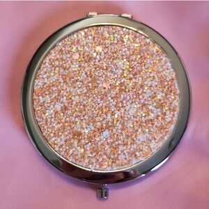 CHI×BARBIE NWOT Collaboration 2020 Limited Edition pink bling compact mi…